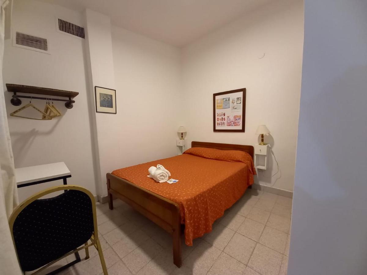 Hotel San Carlos Buenos Aires Eksteriør billede