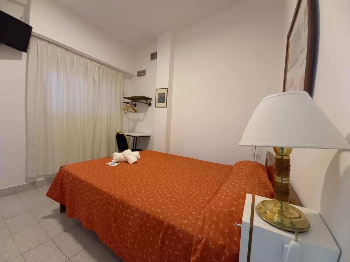 Hotel San Carlos Buenos Aires Eksteriør billede