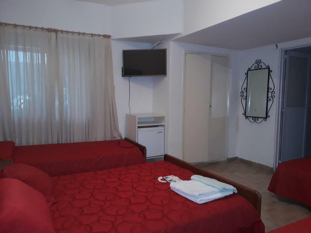 Hotel San Carlos Buenos Aires Eksteriør billede